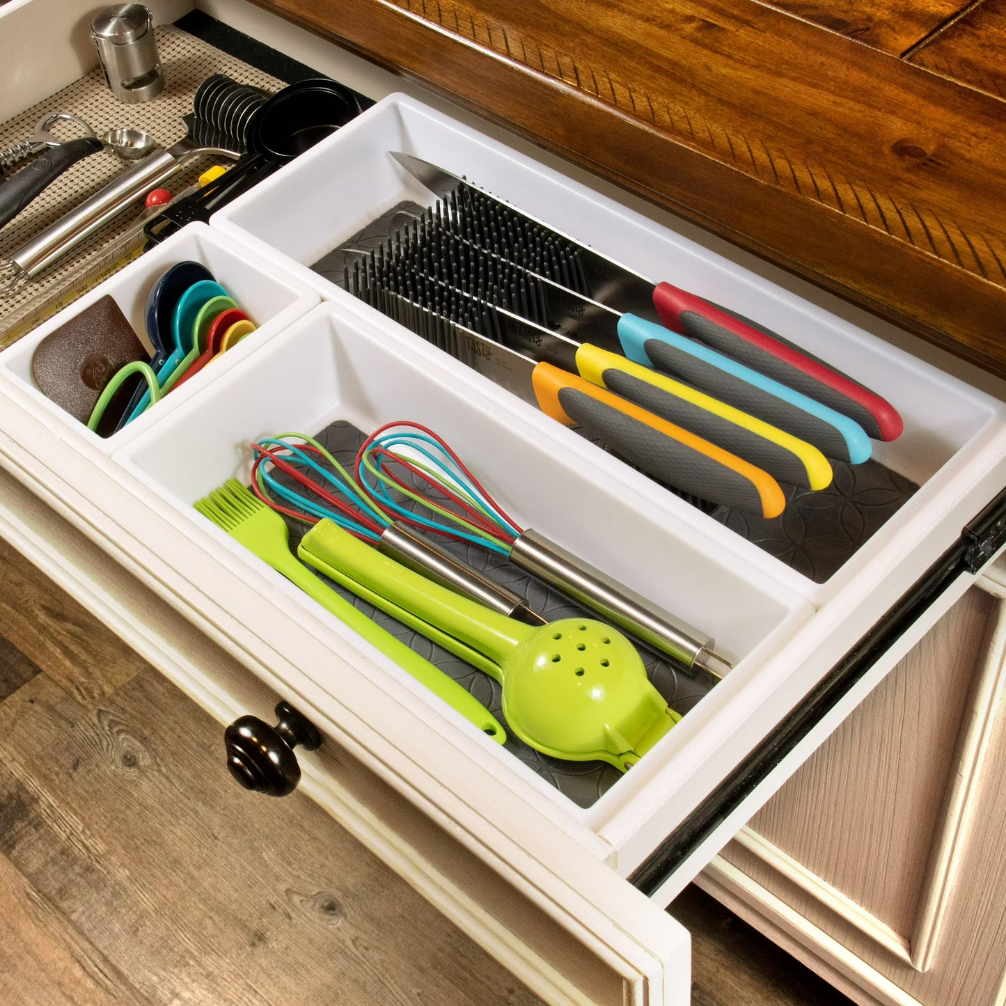 Mainstays Non-Skid Plastic Drawer Organizer Tray – Multi-Purpose Storage for Kitchen, Desk & Bathroom Drawers